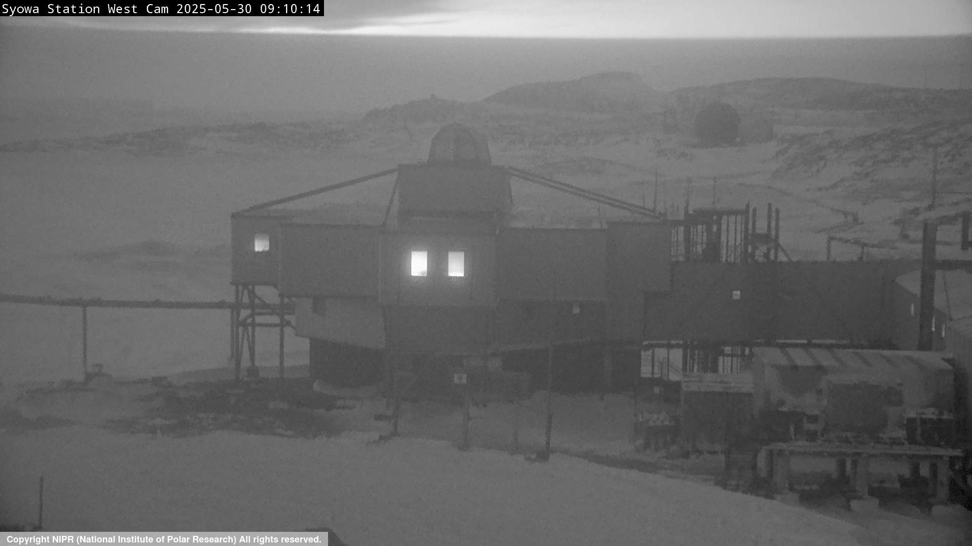 Web Camera is located in Antarctica.